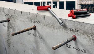 thi công keo cấy thép Hilti