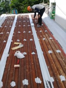 Giải pháp chống thấm cho mái tôn
